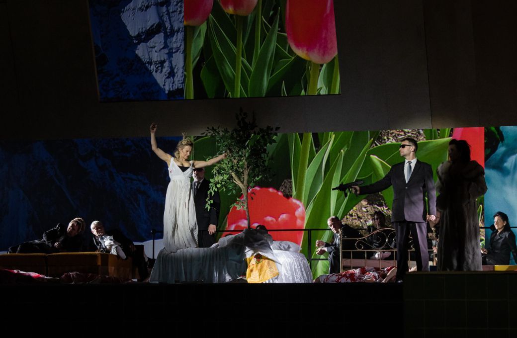 Szilvia R&aacute;lik (Elektra) and G&aacute;bor Bretz (Orest) &copy; Attila Nagy | Hungarian State Opera