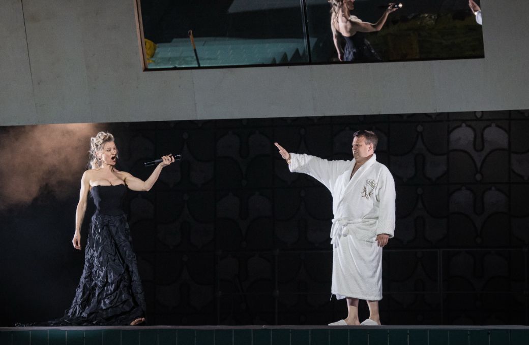 Szilvia R&aacute;lik (Elektra) and Istvan Horvath (Aegisth) &copy; Attila Nagy | Hungarian State Opera