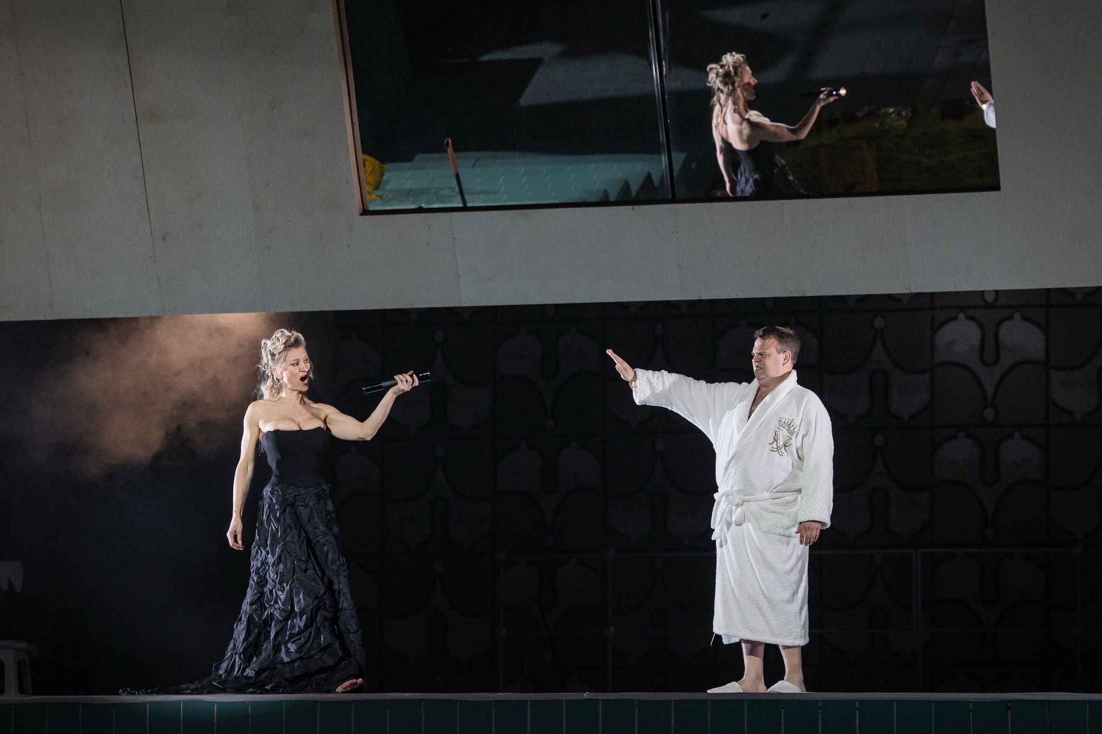 Szilvia Rálik (Elektra) and Istvan Horvath (Aegisth) &copy; Attila Nagy | Hungarian State Opera