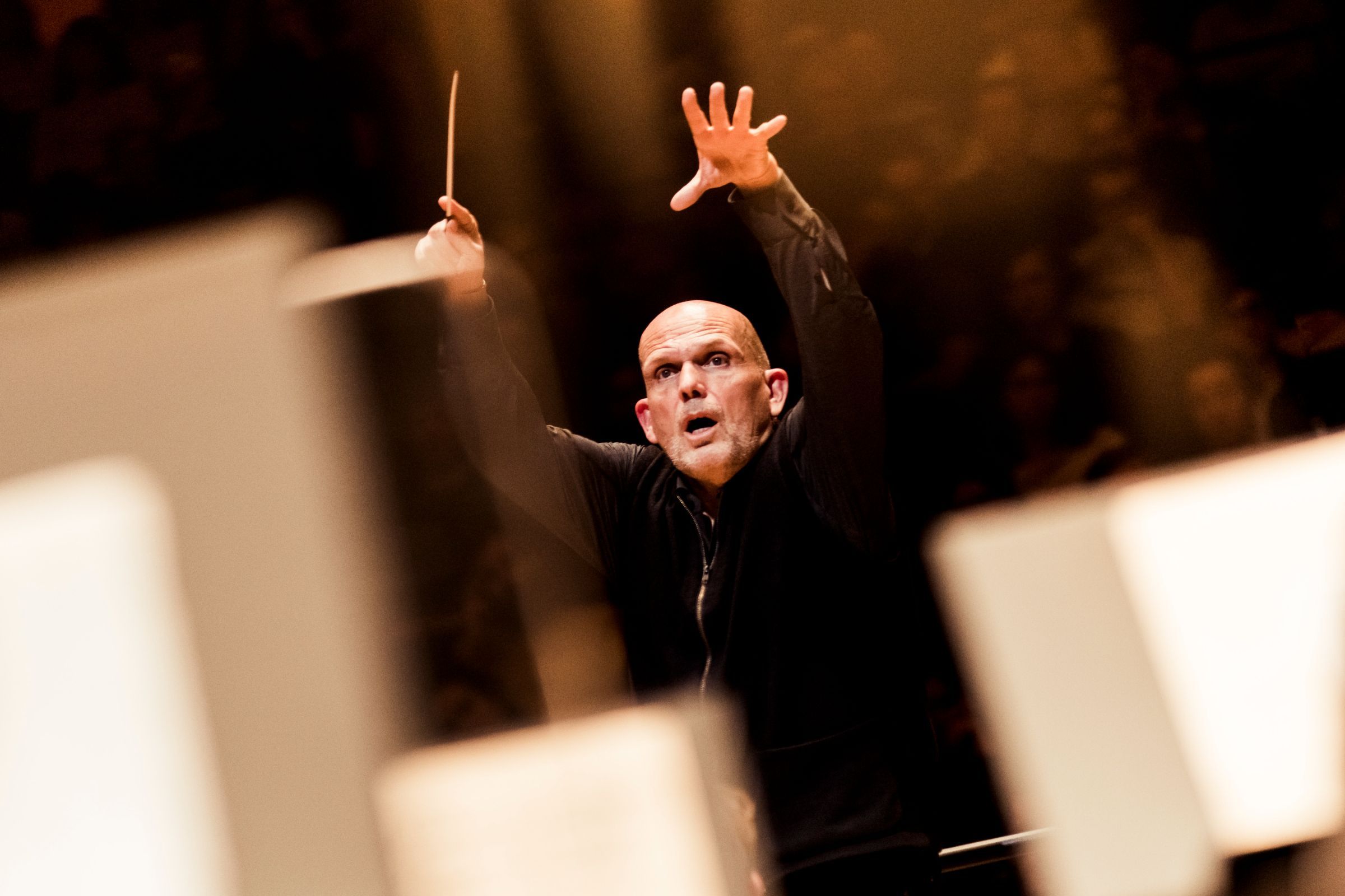 Jaap van Zweden dirige le <i>Requiem</i> de Verdi à la Philharmonie &copy; Mathias Benguigui / Pasco and Co
