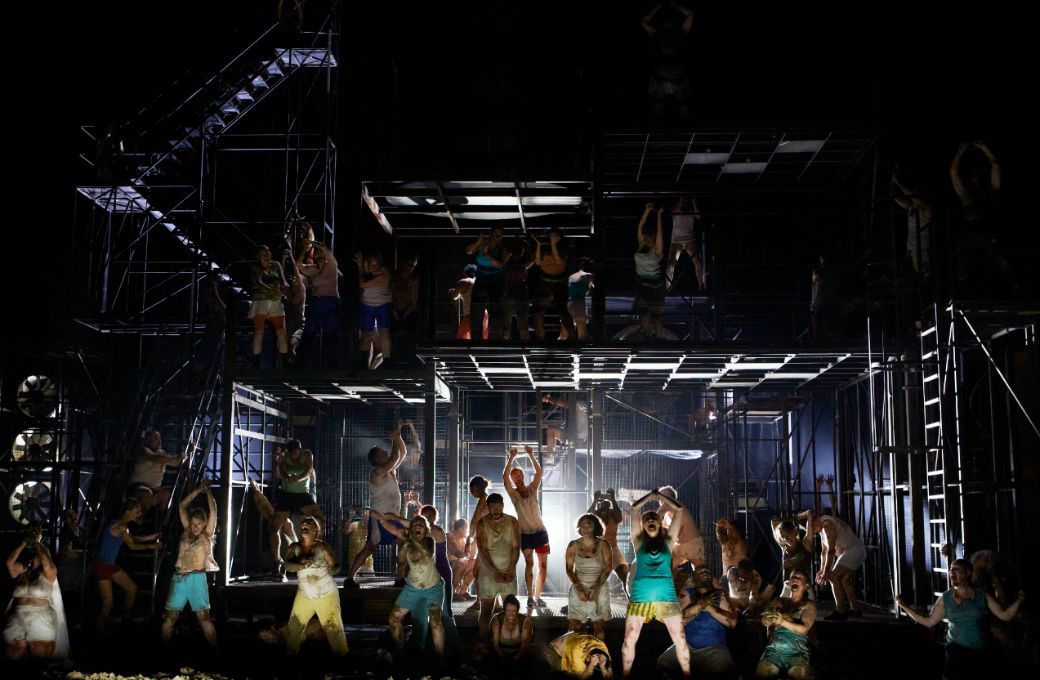 <i>Lady Macbeth von Mzensk</i> &copy; Magali Dougados