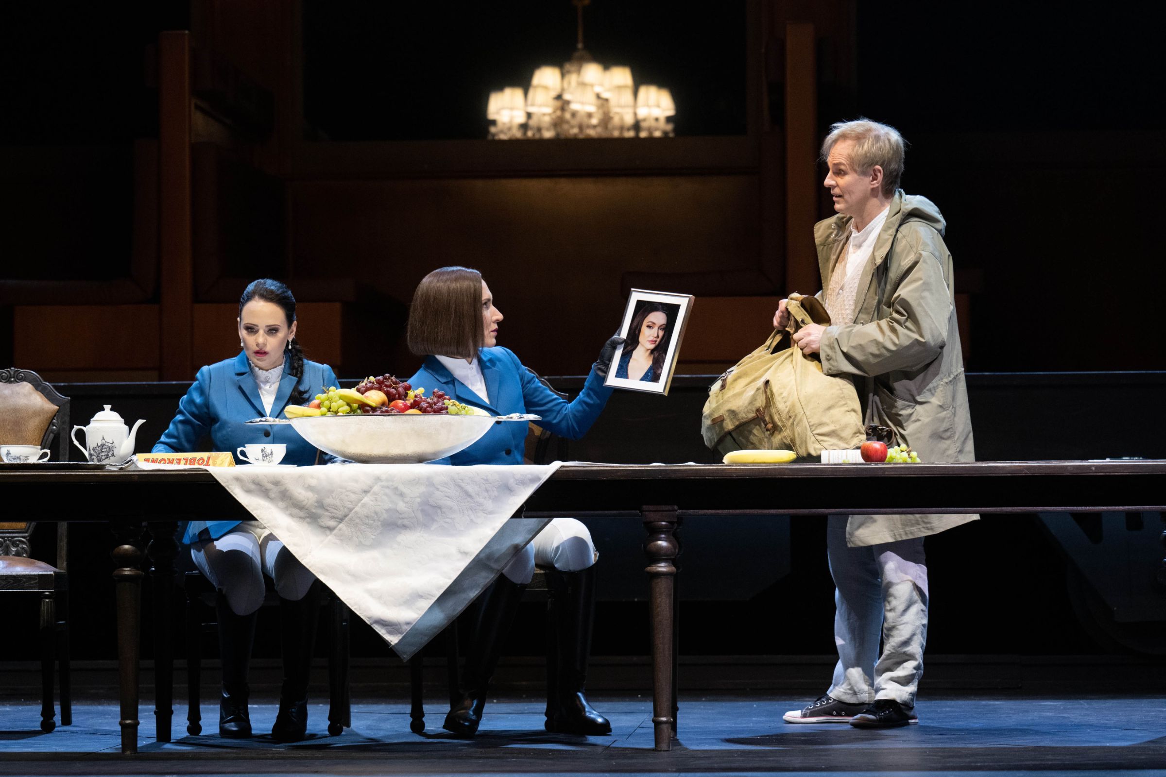 Tatjana Schneider (Alexandra), Bernadette Kizik (Adelaida) and Dmitry Golovnin (Myschkin) © Monika Rittershaus