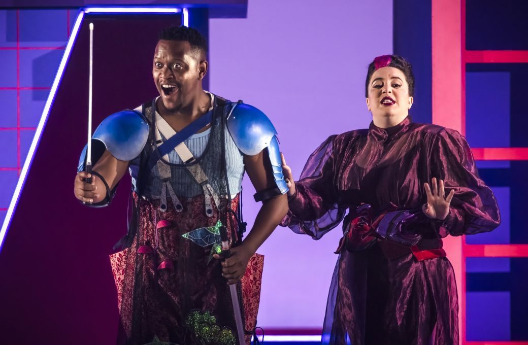Thando Mjandana (Tamino) and Nazan Fikret (First Lady) &copy; Craig Fuller