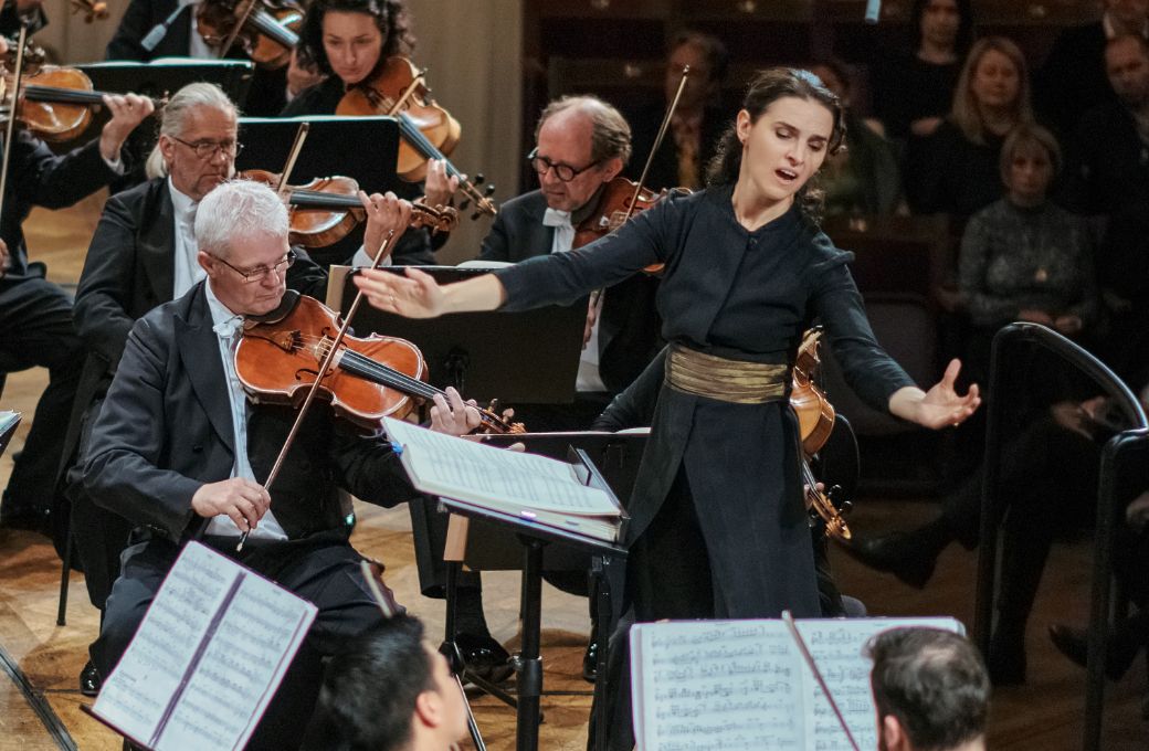 Oksana Lyniv conducts the Wiener Symphoniker &copy; Iryna Karpenko