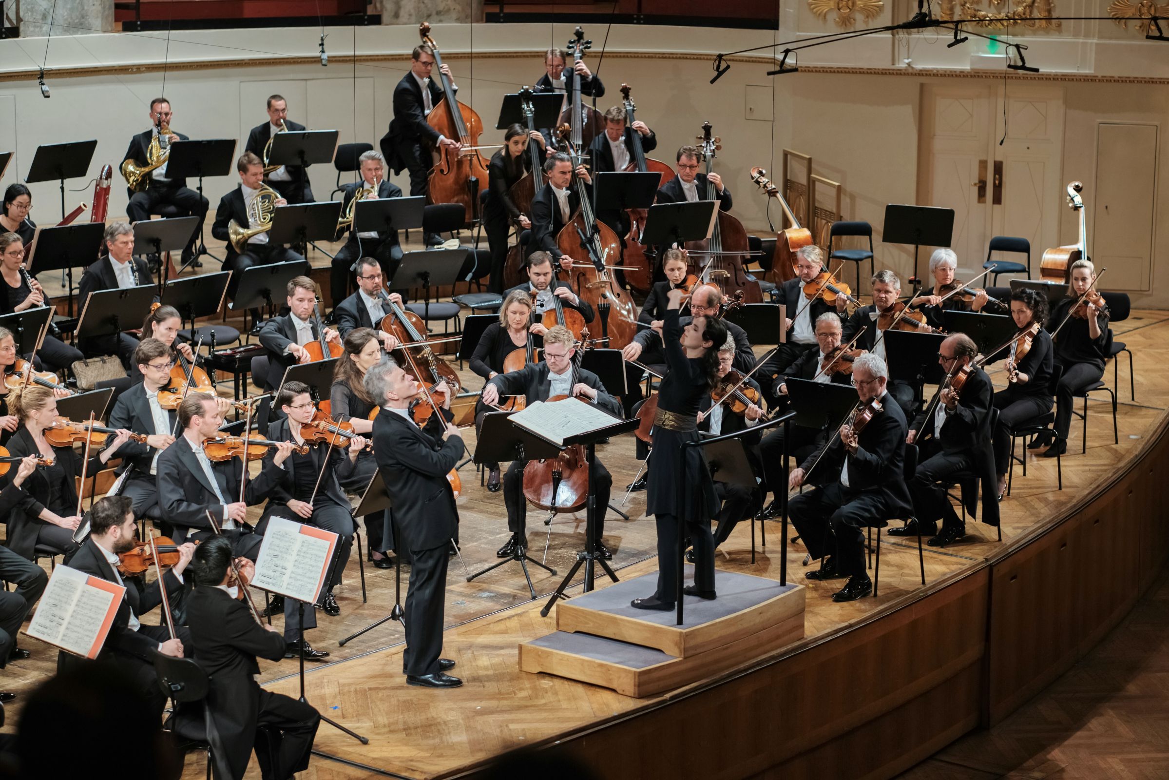 Gil Shaham, Oksana Lyniv and the Wiener Symphoniker &copy; Iryna Karpenko