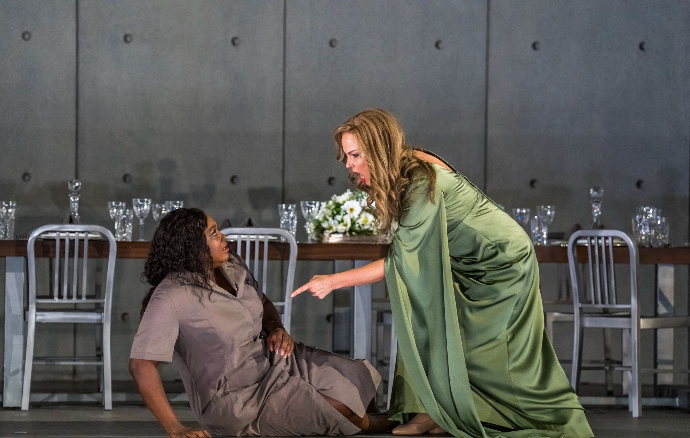 Angel Blue (Aida) and Elīna Garanča (Amneris) &copy; ROH | Tristram Kenton