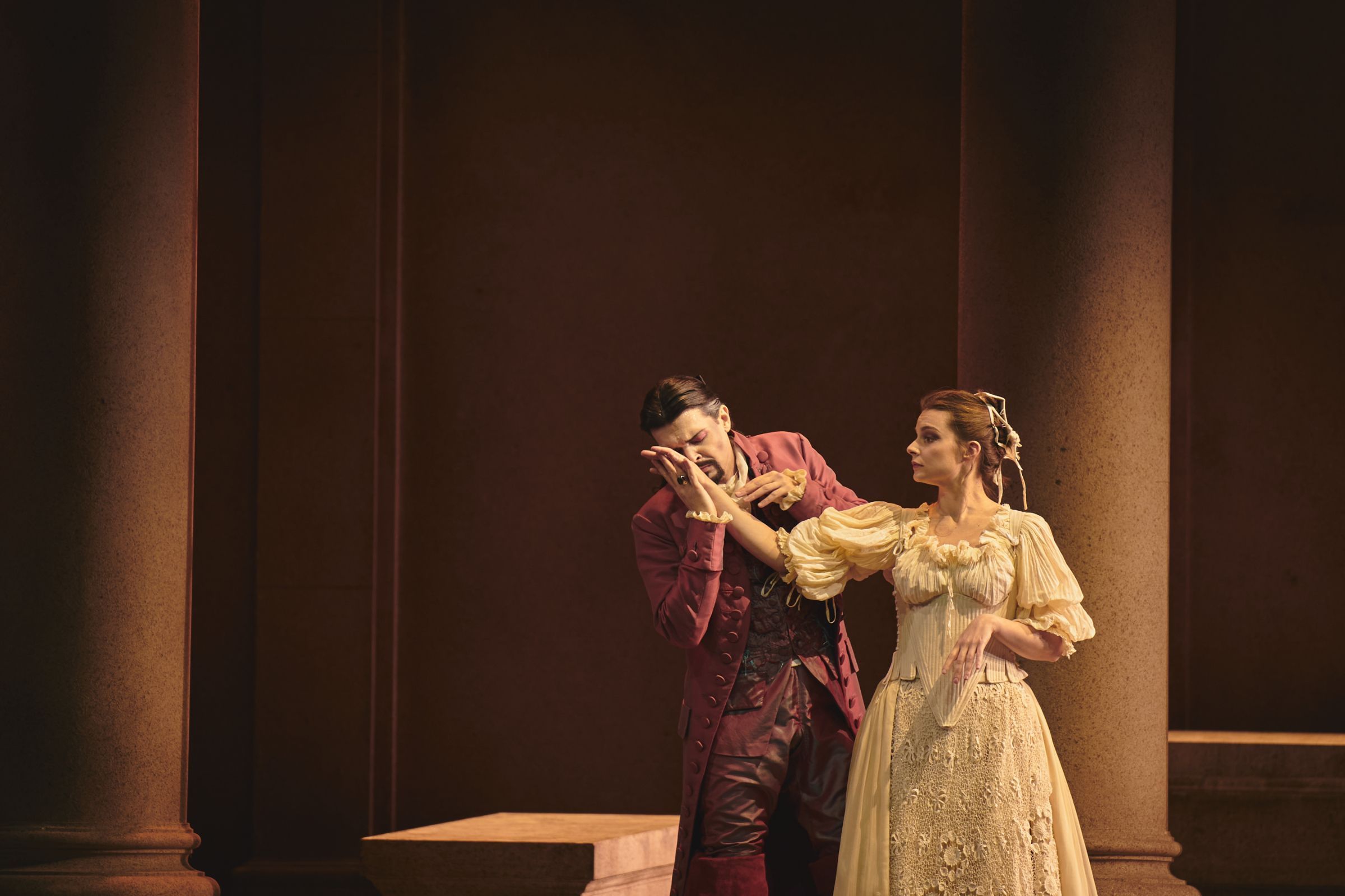 Luca Micheletti (Don Giovanni) and Benedetta Torre (Zerlina) &copy; Michele Monasta | Maggio Musicale Fiorentino
