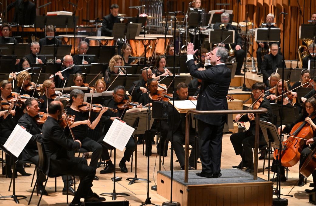 Sakari Oramo conducts the BBC Symphony Orchestra &copy; BBC | Mark Allan