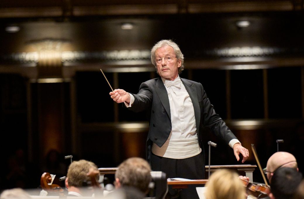 Franz Welser-M&ouml;st &copy; Roger Mastroianni, courtesy of The Cleveland Orchestra
