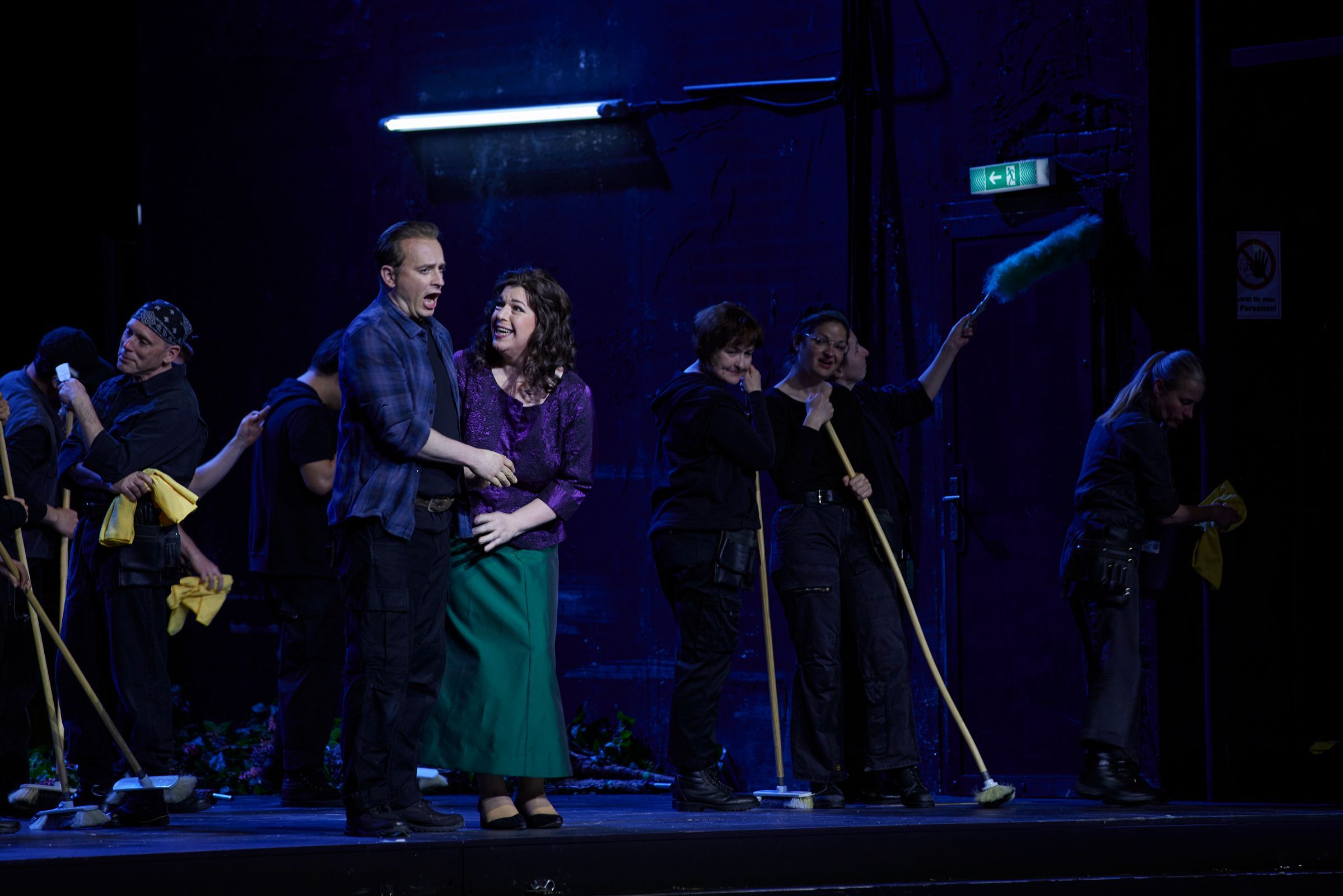 Daniel Behle (David) und Christa Mayer (Magdalene) &copy; Semperoper Dresden | Ludwig Olah