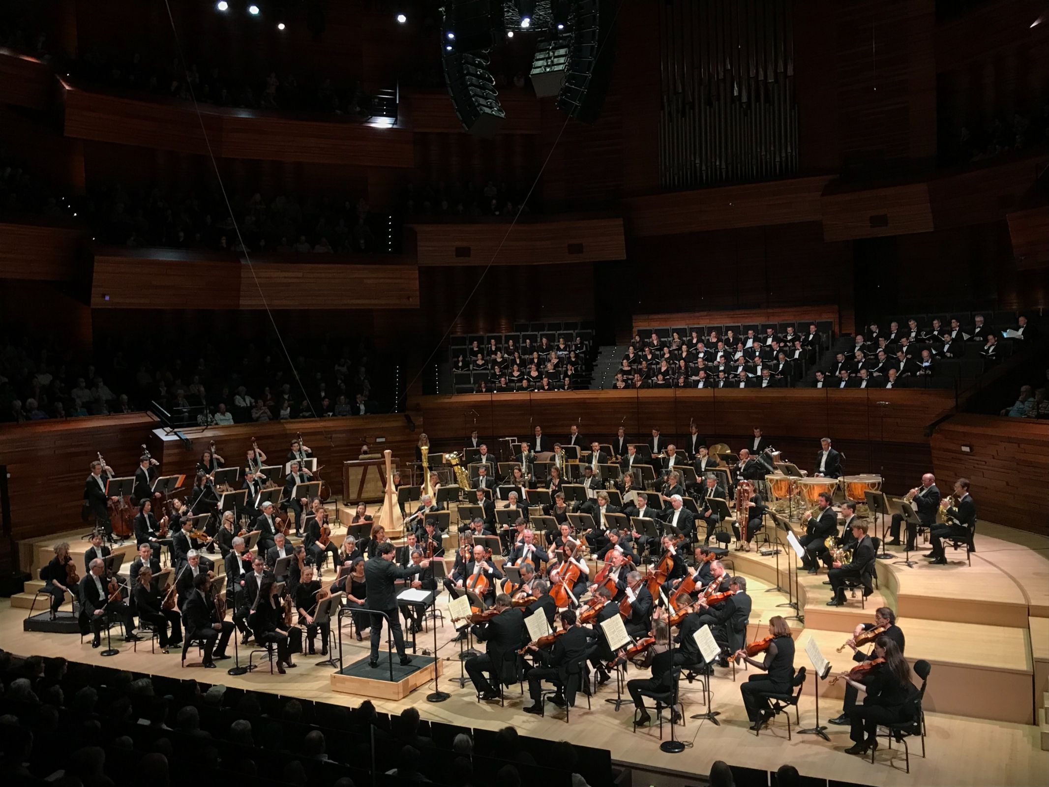 Cristian Măcelaru, l’Orchestre National de France et le Chœur de Radio France © Orchestre National de France