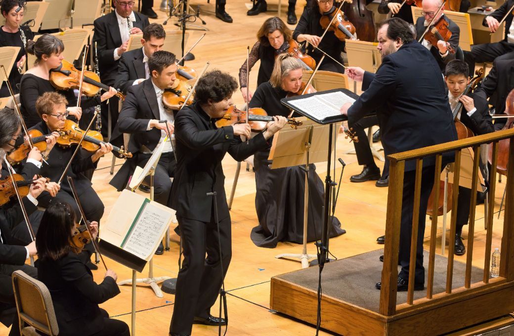 Augustin Hadelich, Andris Nelsons and the Boston Symphony &copy; Hilary Scott