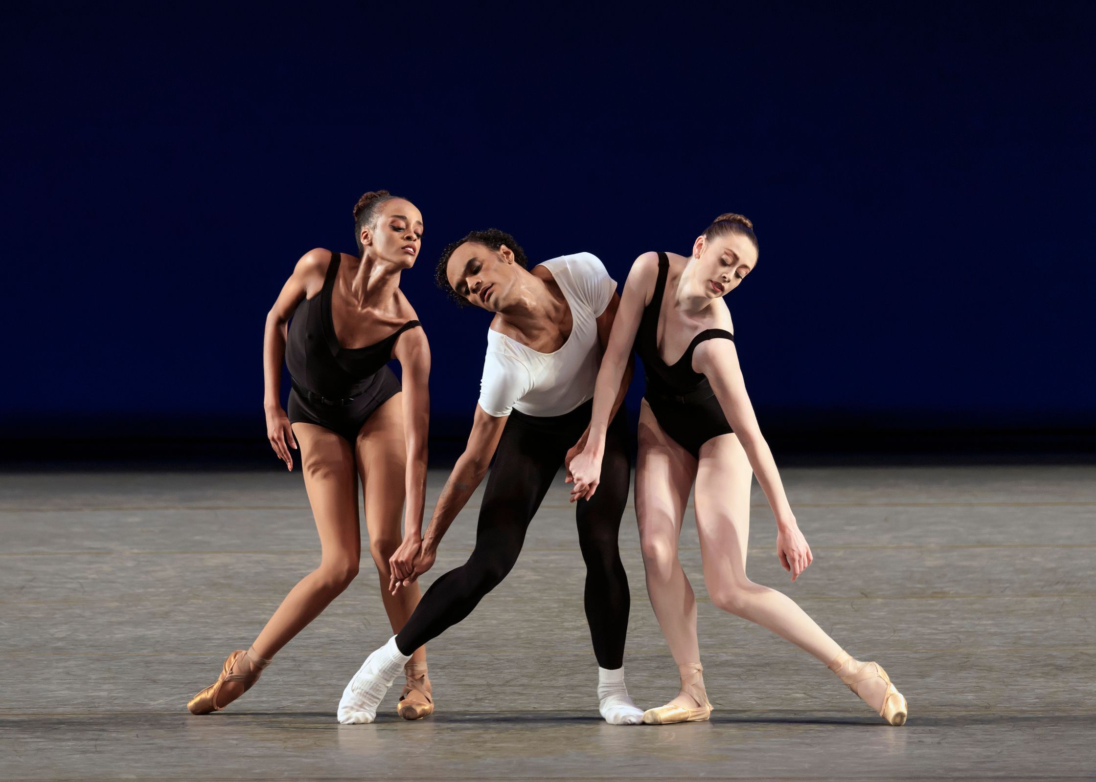 India Bradley, Taylor Stanley, Meaghan Dutton O'Hara in <i>Agon</i> &copy; Erin Baiano