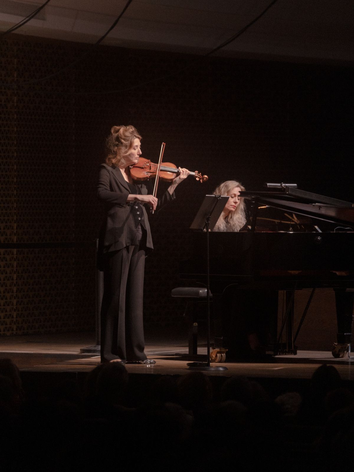 Candida Thompson and Hülya Keser &copy; Nick Helderman (The Hague, May 2023)