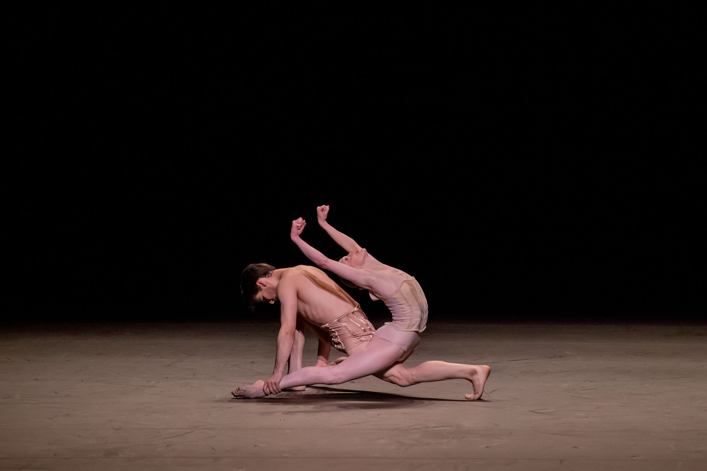 Kansas City Ballet in Jiří Kylián's <i>Petite Mort</i> &copy; Brett Pruitt &amp; East Market Studios