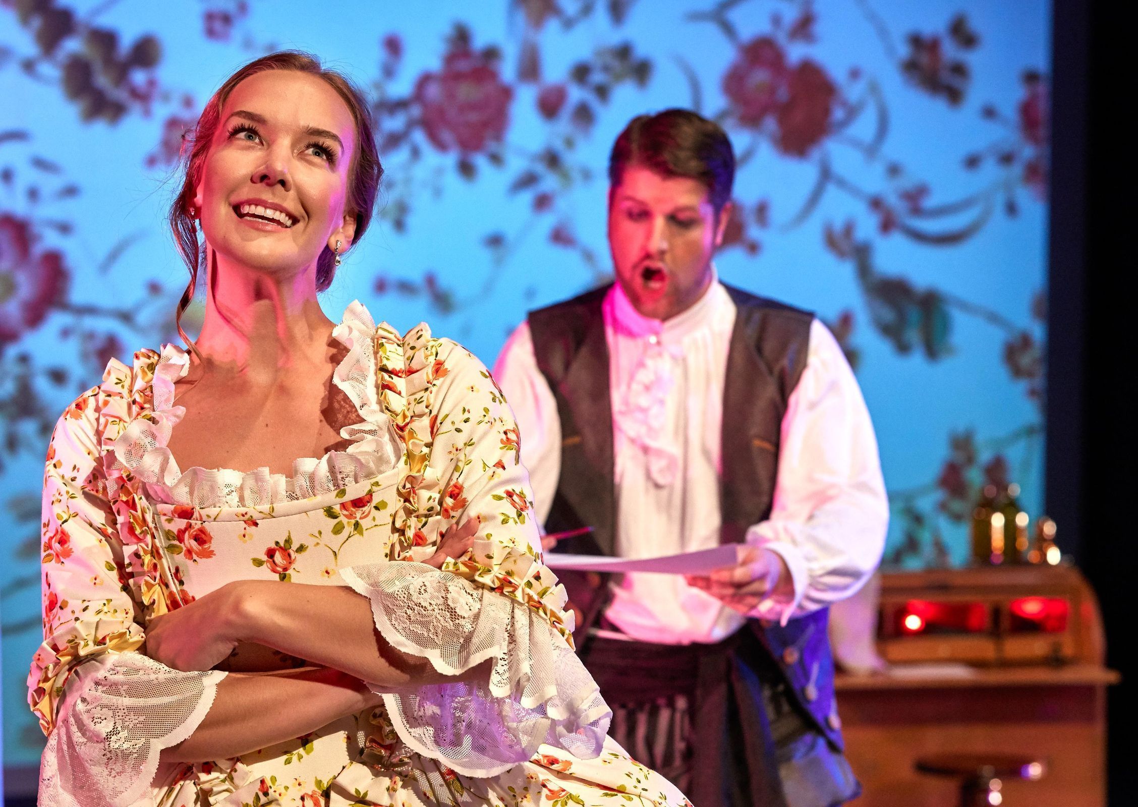 Ränzlöv as Rosina in <i>Il Barbiere di Siviglia</i> &copy; Smålandsoperan
