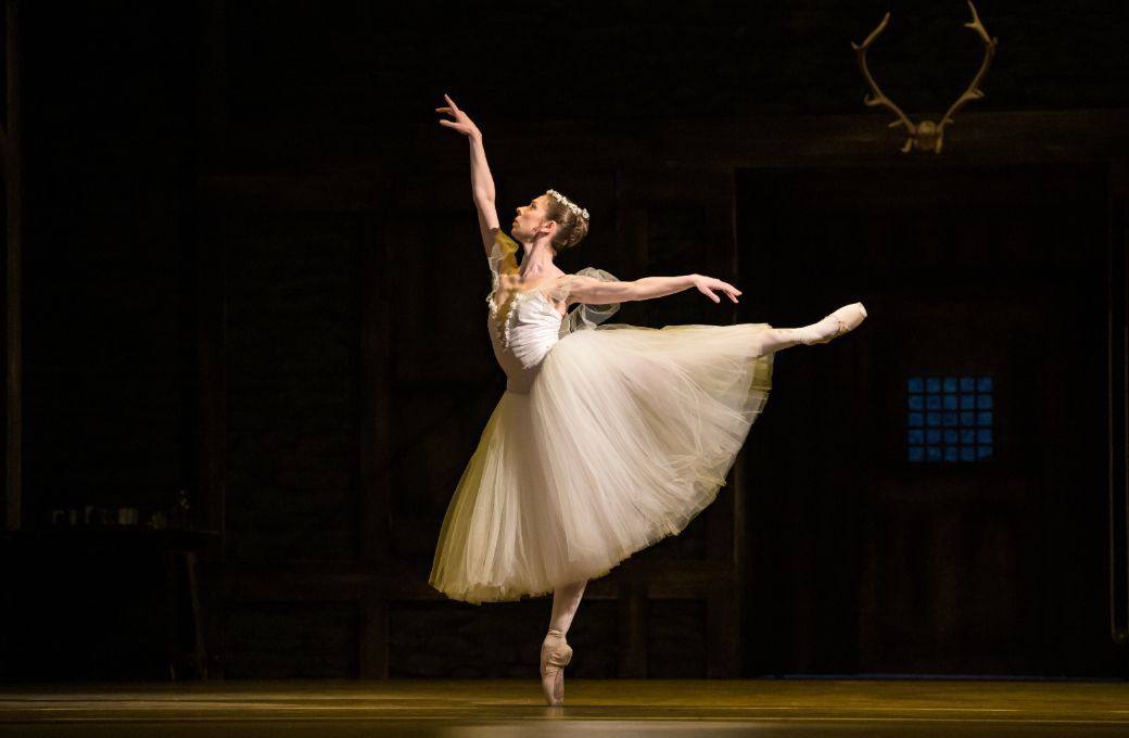 Alina Nanu as The Sylph in Johan Kobborg's <i>La Sylphide</i> &copy; Serghei Gherciu