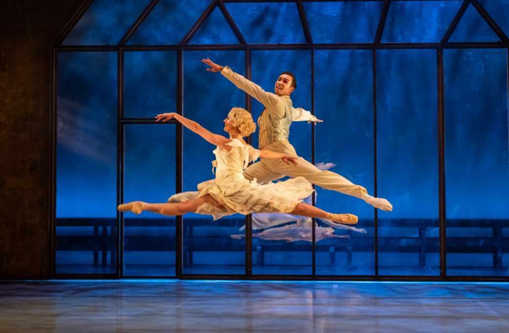 Dominique Larose and Joseph Taylor in David Nixon's <i>The Great Gatsby</i> © Johan Persson