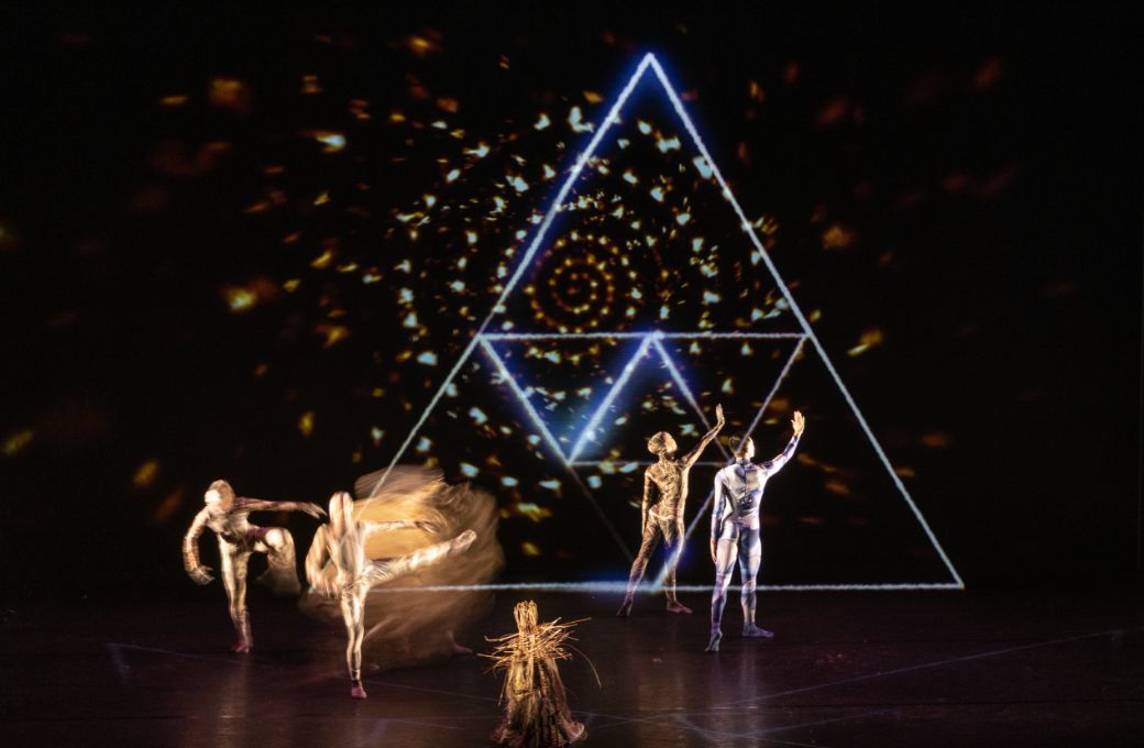 Company Wayne McGregor in <i>UniVerse: A Dark Crystal Odyssey</i> © Andrej Uspenski