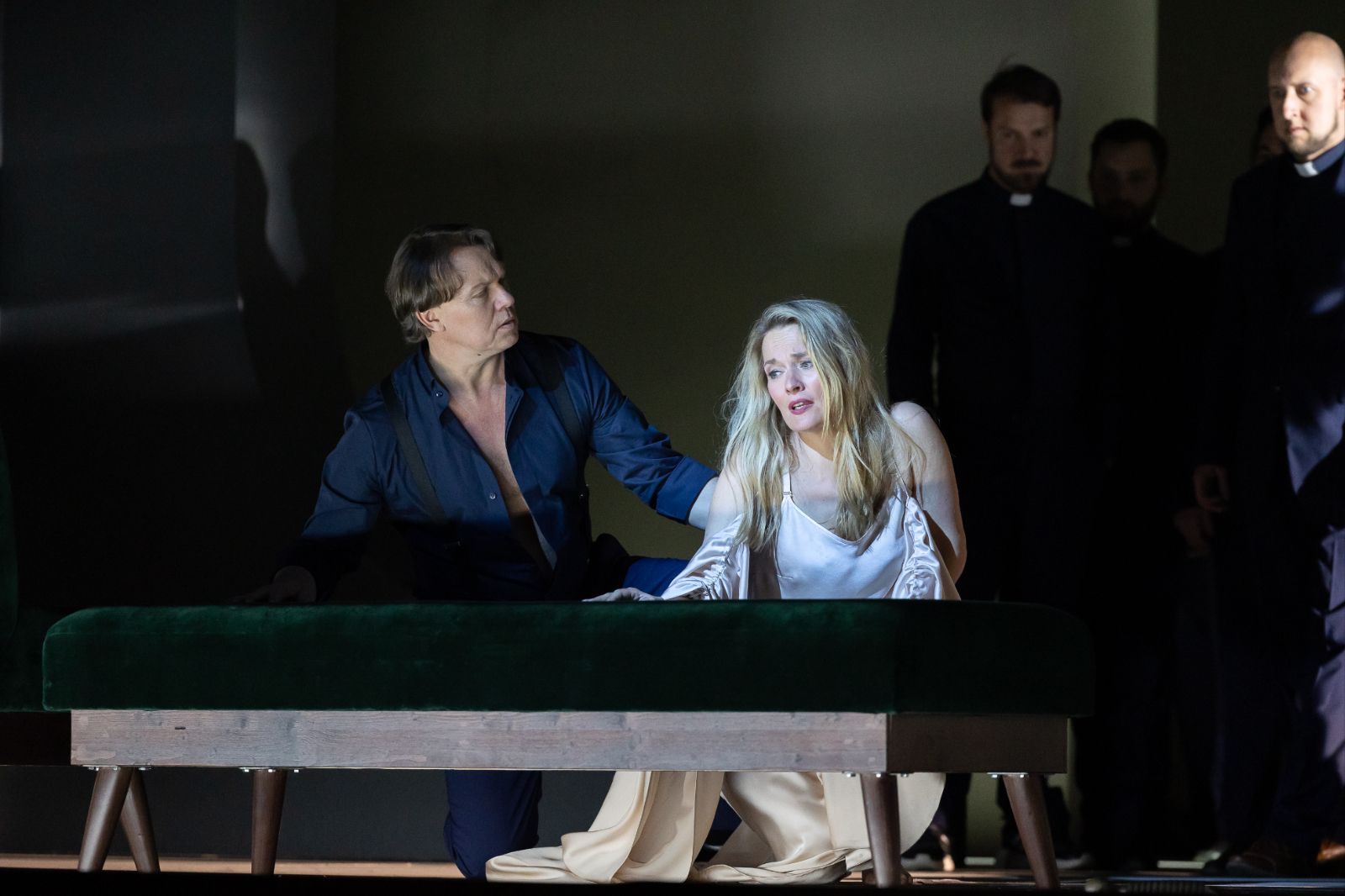 Aleš Briscein (Rinald) and Alžběta Poláčková (Armida) &copy; Zdeněk Sokol