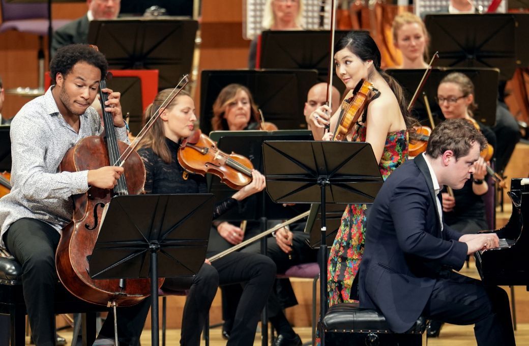 Sheku Kanneh-Mason, Hyeyoon Park and Benjamin Grosvenor © Bill Lam | The Hallé