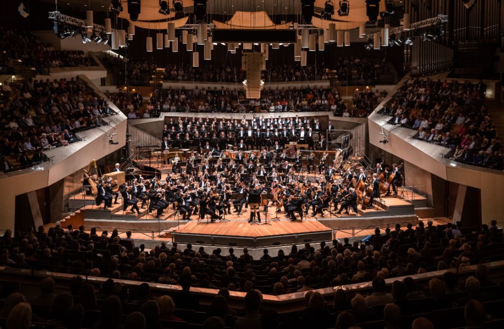 Mikko Franck, the Rundfunkchor Berlin and the Berliner Philharmoniker © Stephan Rabold | Berliner Philharmoniker
