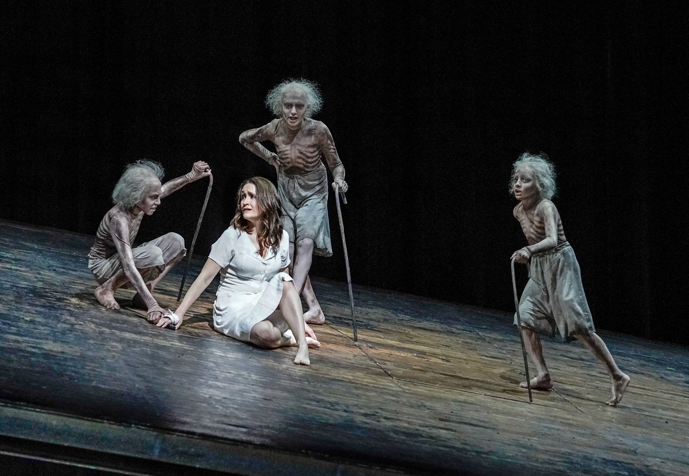 Julian Knopf, Deven Agge, Luka Zylik (Three Boys) and Erin Morley (Pamina) &copy; Karen Almond | Met Opera