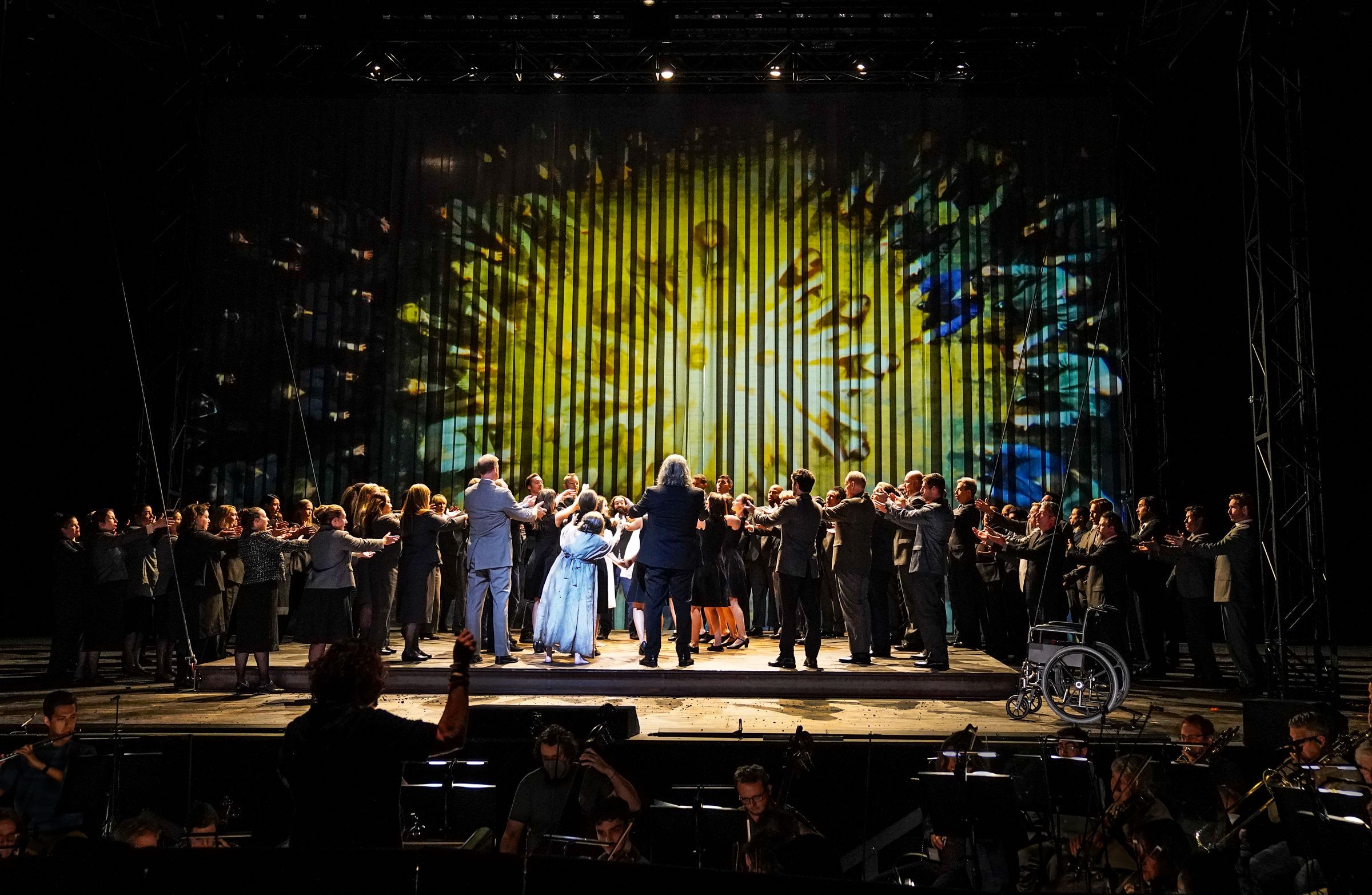 Act 2 finale of Mozart's <i>Die Zauberflöte</i> &copy; Karen Almond | Met Opera