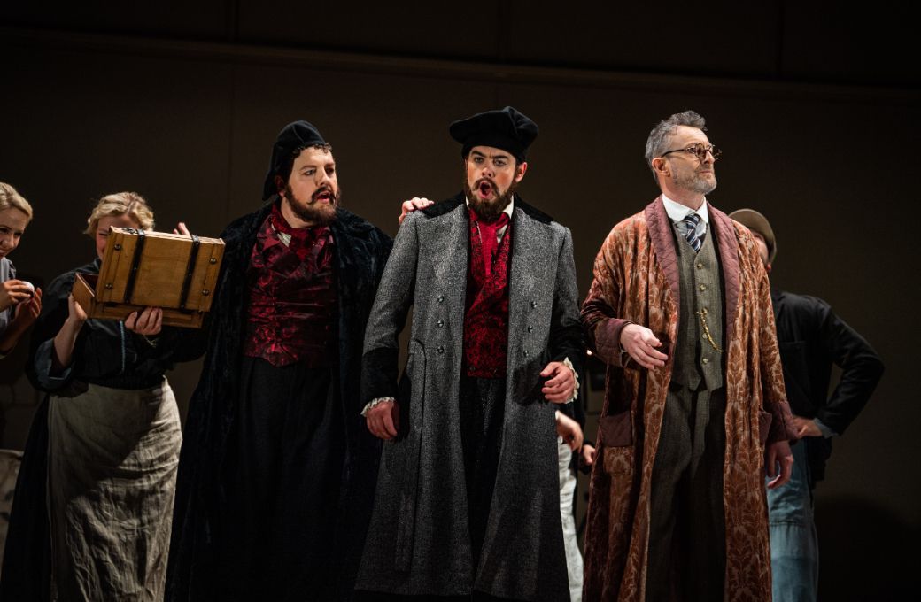 Benjamin Russell (Guglielmo), Dean Power (Ferrando) and John Molloy (Don Alfonso) &copy; Ruth Medjber