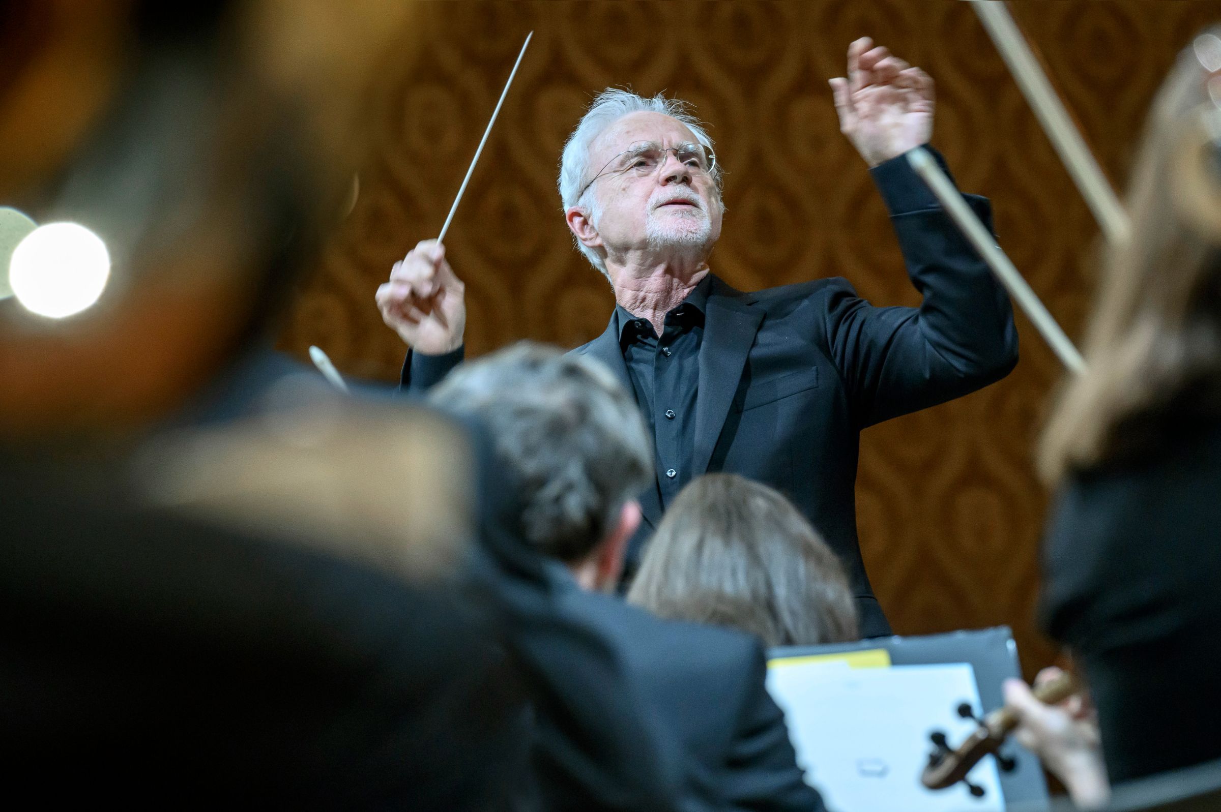 John Adams conducts the Czech Philharmonic &copy; Pražské Jaro | Prague Spring Festival 2023 | Petra Hajská