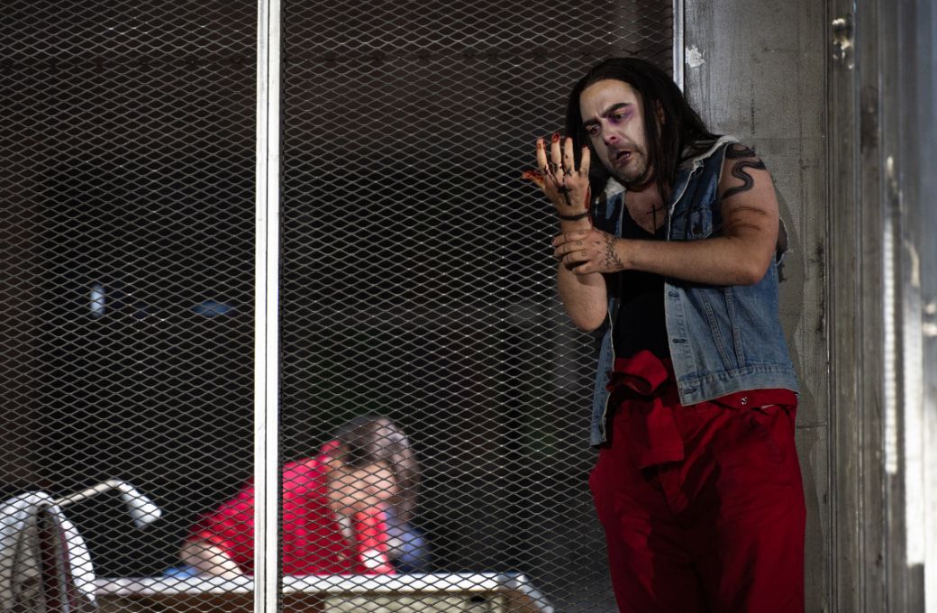 Julian Hubbard (Skuratov) &copy; Teatro dell'Ioera di Roma | Fabrizio Sansoni