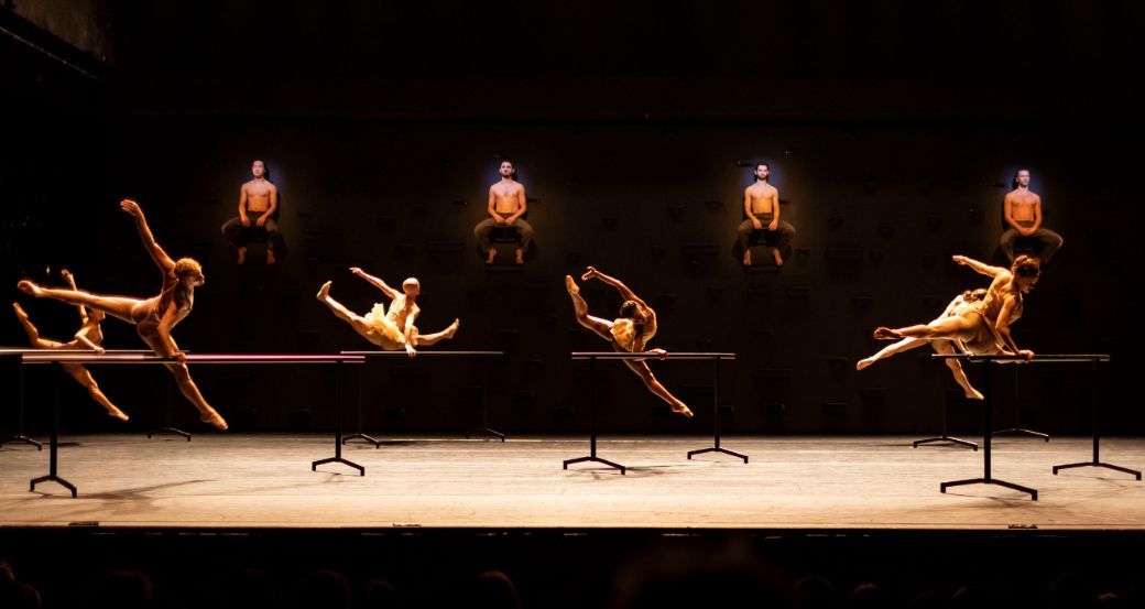<i>MOMO</i> d'Ohad Naharin à La Villette © Ascaf