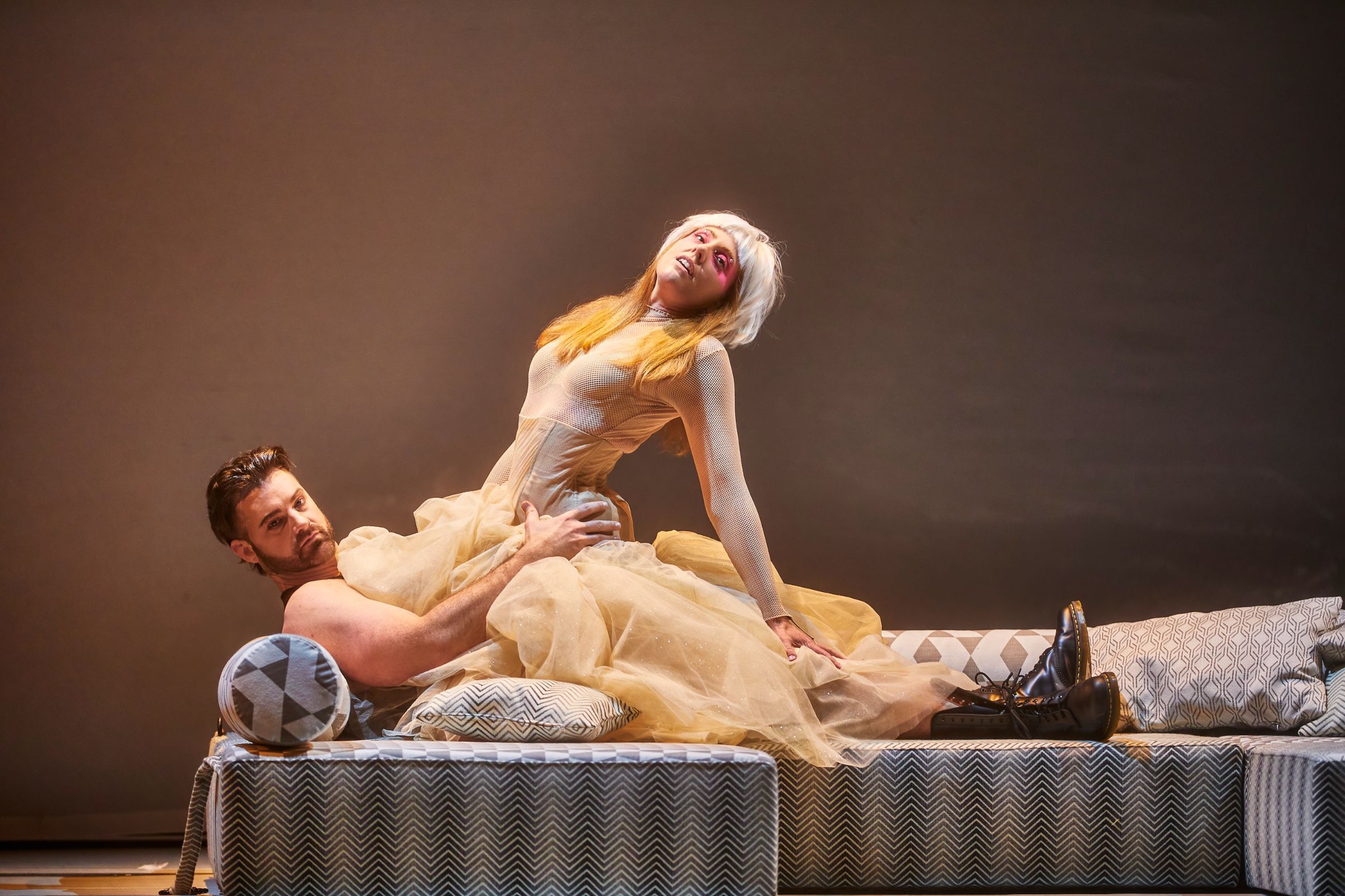 Randall Scotting (Adone) and Layla Claire (Venere) &copy; Brinkhoff | Mögenburg