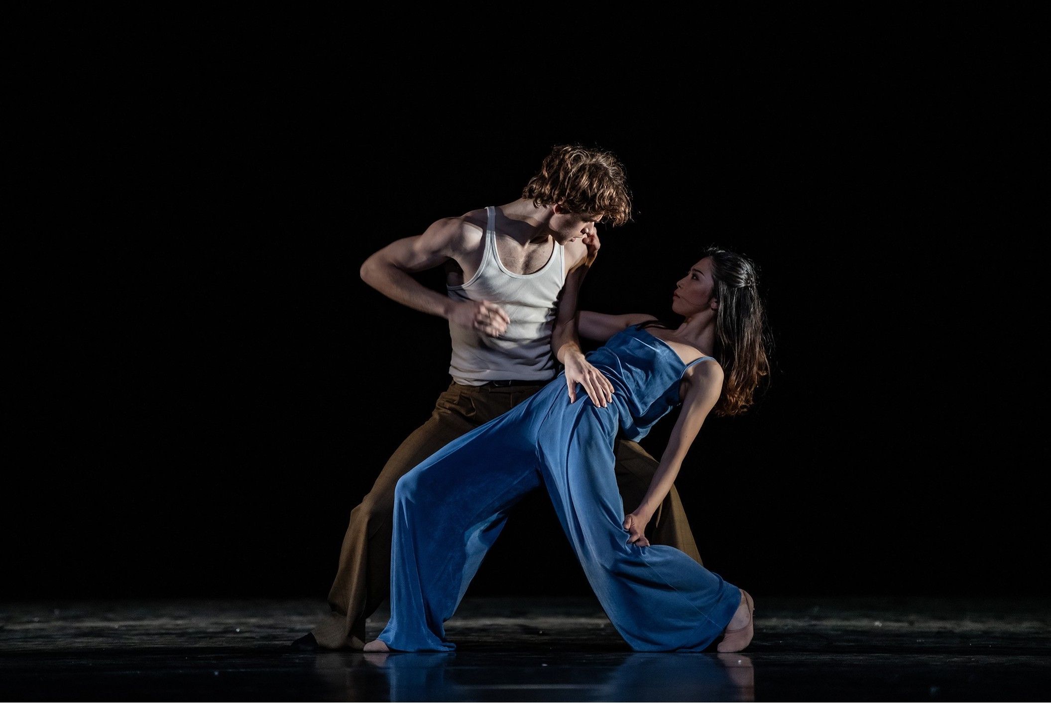 Jack Bruce and Maria Luisa Castillo Yoshida in Demis Volpi's <i>The Thing with Feathers</i> &copy; Bettina Stöß