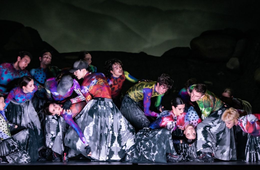 Ensemble Ballett am Rhein in Marcos Morau's <i>Le Sacre du printemps</i> &copy; Bettina St&ouml;&szlig;