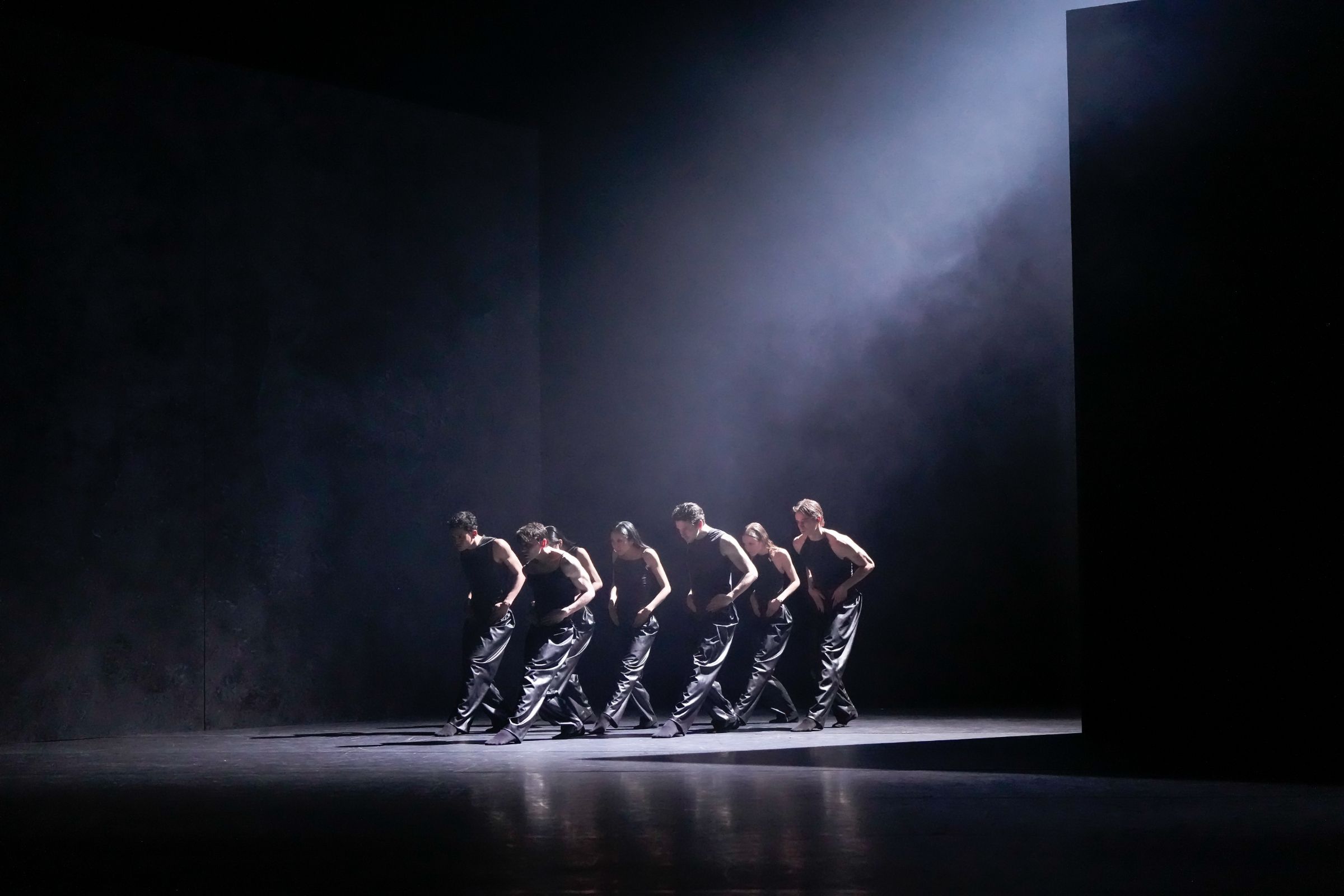 <i>Lost Room</i> &copy; Roman Novitzky | Stuttgarter Ballett