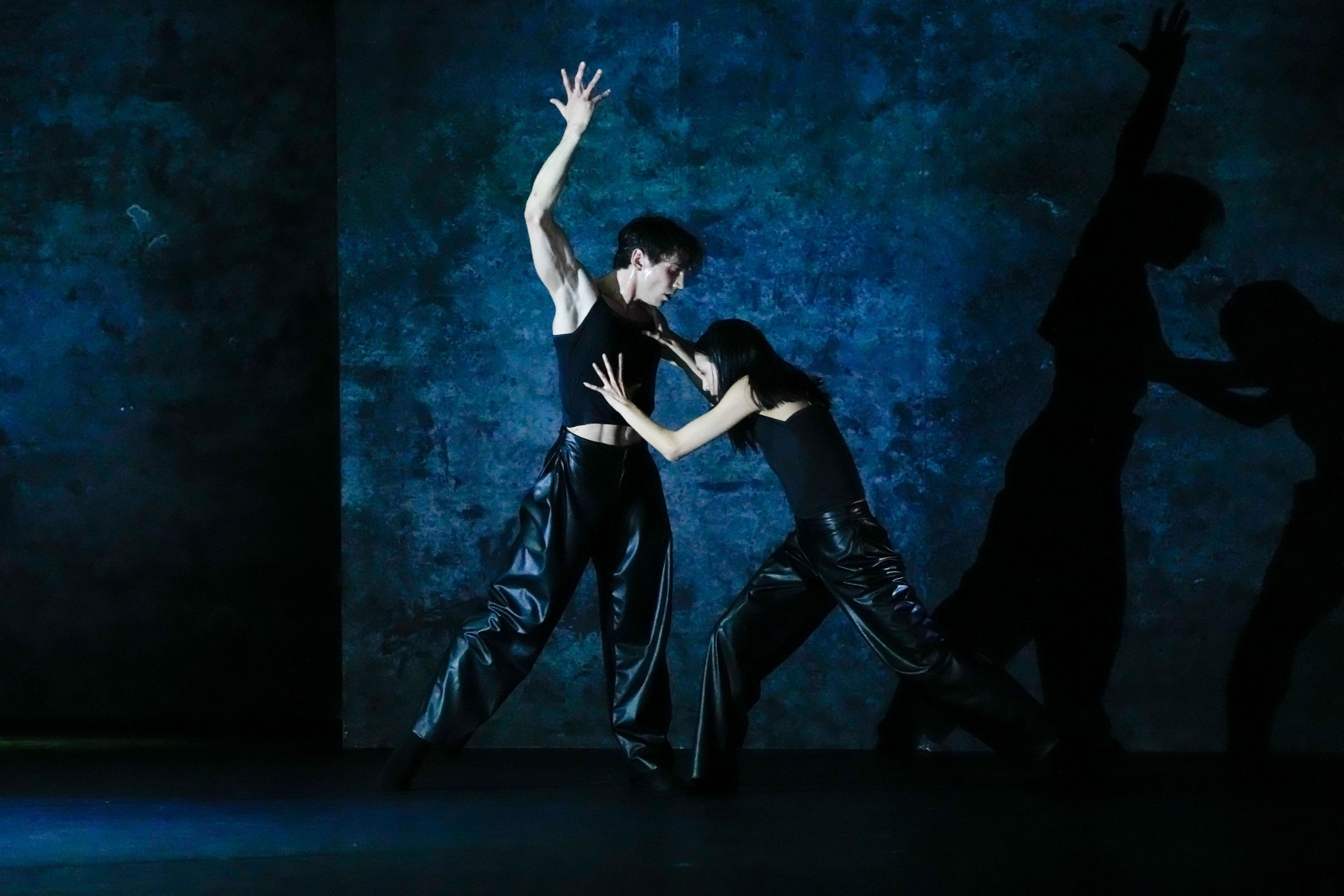 Matteo Miccini und Agnes Su in <i>Lost Room</i> &copy; Roman Novitzky | Stuttgarter Ballett