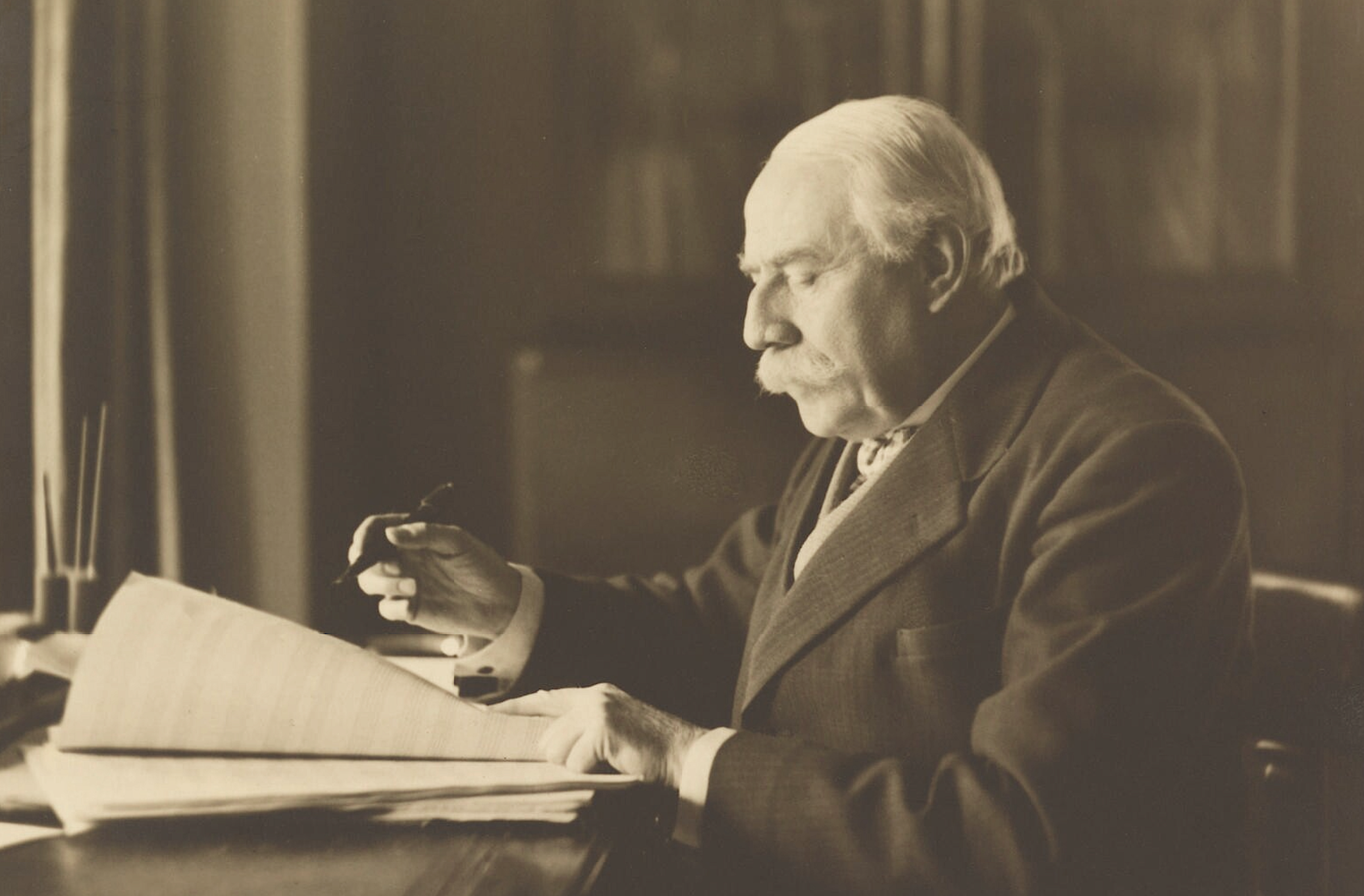 Sir Edward Elgar (1931) © Public domain
