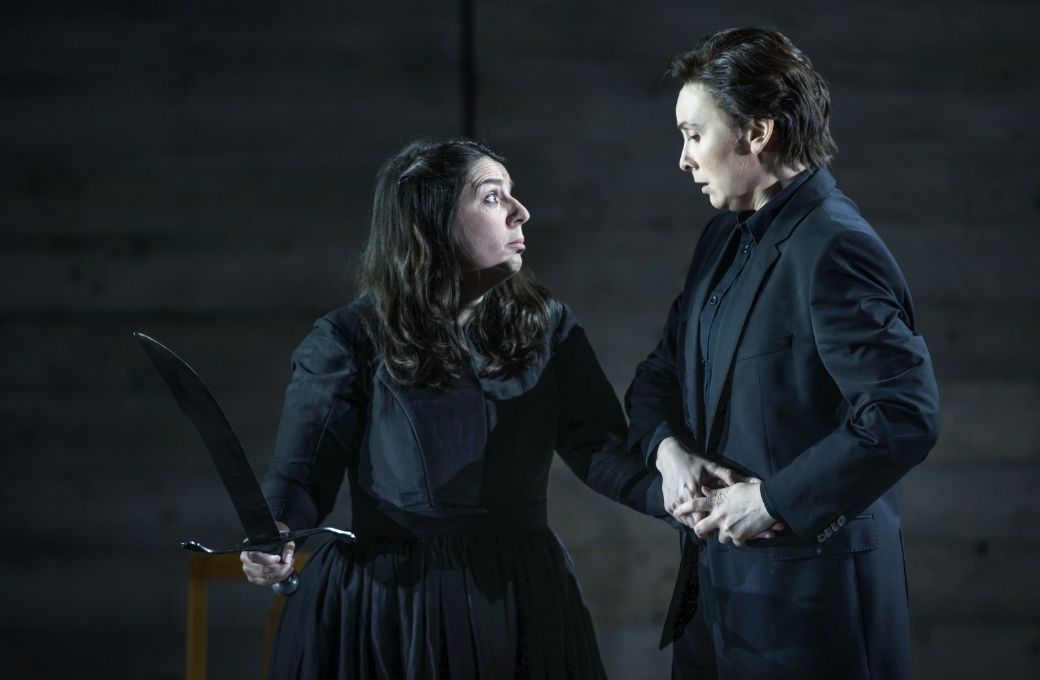 Elizabeth Watts (Aspasia) and Louise Kem&eacute;ny (Sifare) &copy; Craig Fuller