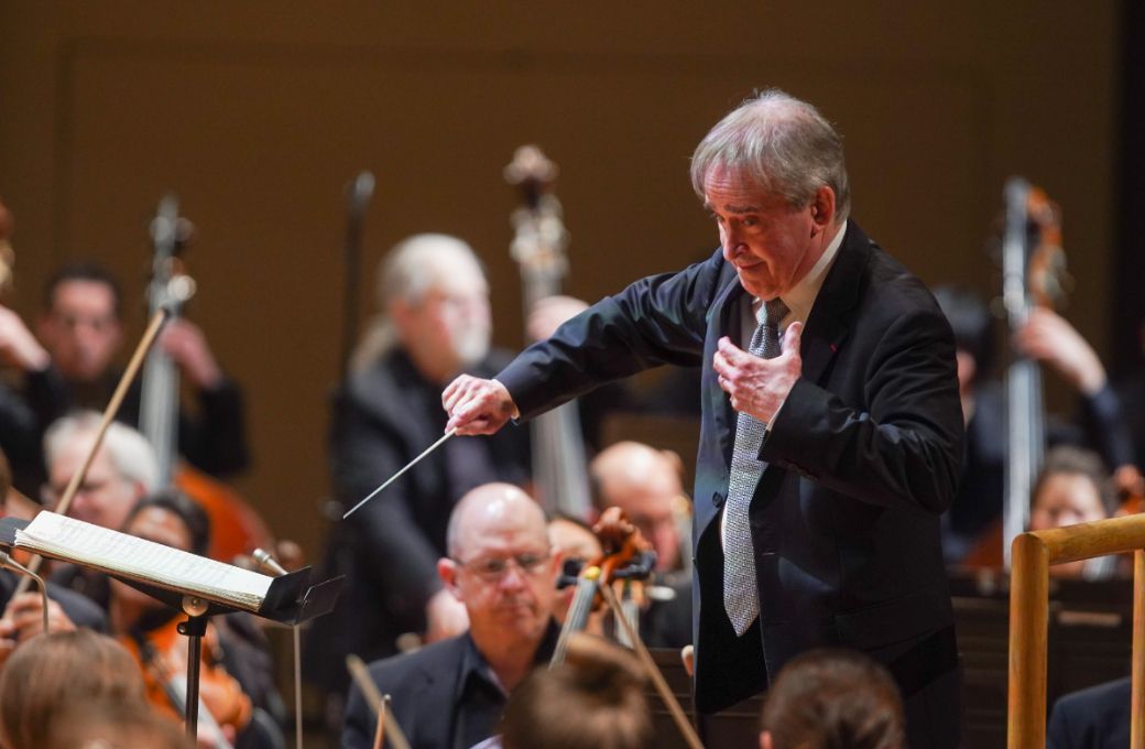 James Conlon and the Cincinnati Symphony &copy; Mark Lyons
