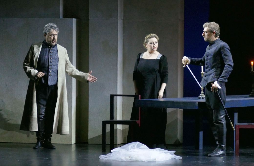 <i>Les Huguenots</i> à l'Opéra de Marseille &copy; Christian Dresse