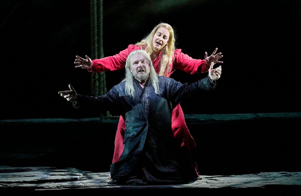 Tomasz Konieczny (Holl&auml;nder) and Elza van den Heever (Senta) &copy; Ken Howard | Met Opera