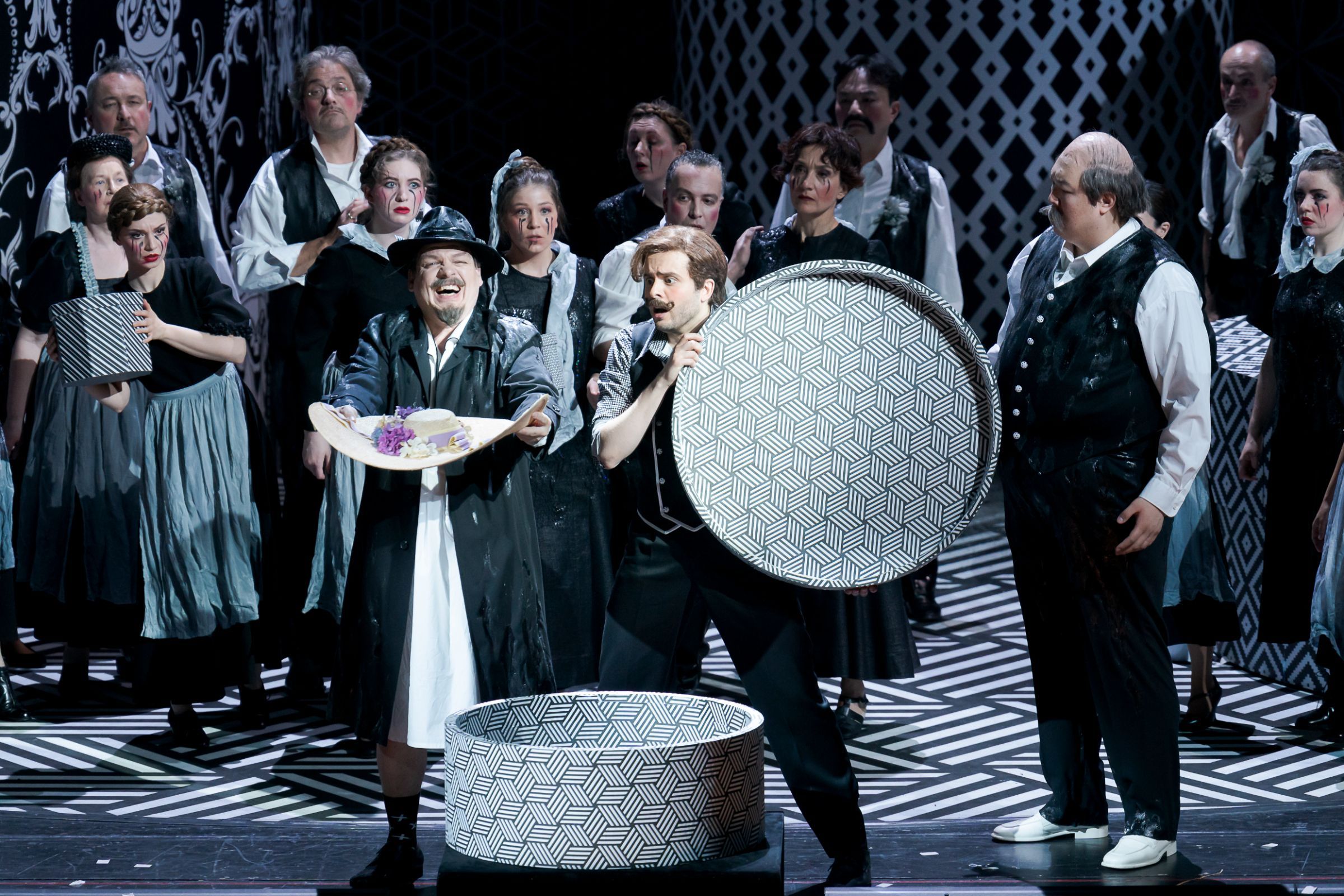 Martin Fournier (Onkel Vezinet), Piotr Buszewski (Fadinard), Daeho Kim (Nonancourt) &copy; Werner Kmetitsch