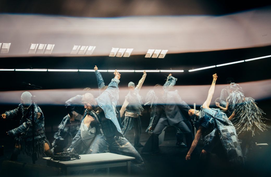Royal Ballet Flanders in Jermaine Spivey's <i>Extant</i> © OBV/Filip Van Roe