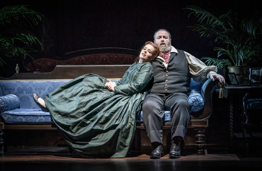 Rachel Nicholls (Isolde) and Gwyn Hughes Jones (Tristan) © Marc Brenner