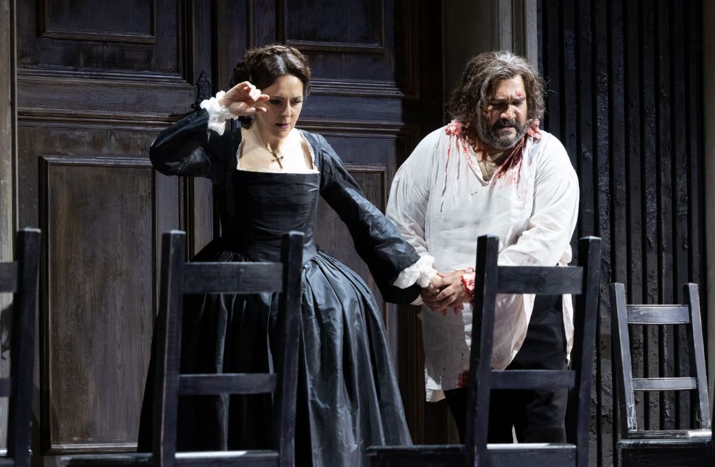 Maria Agresta (Anna Bolena) and René Barbera (Percy) © Luciano Romano