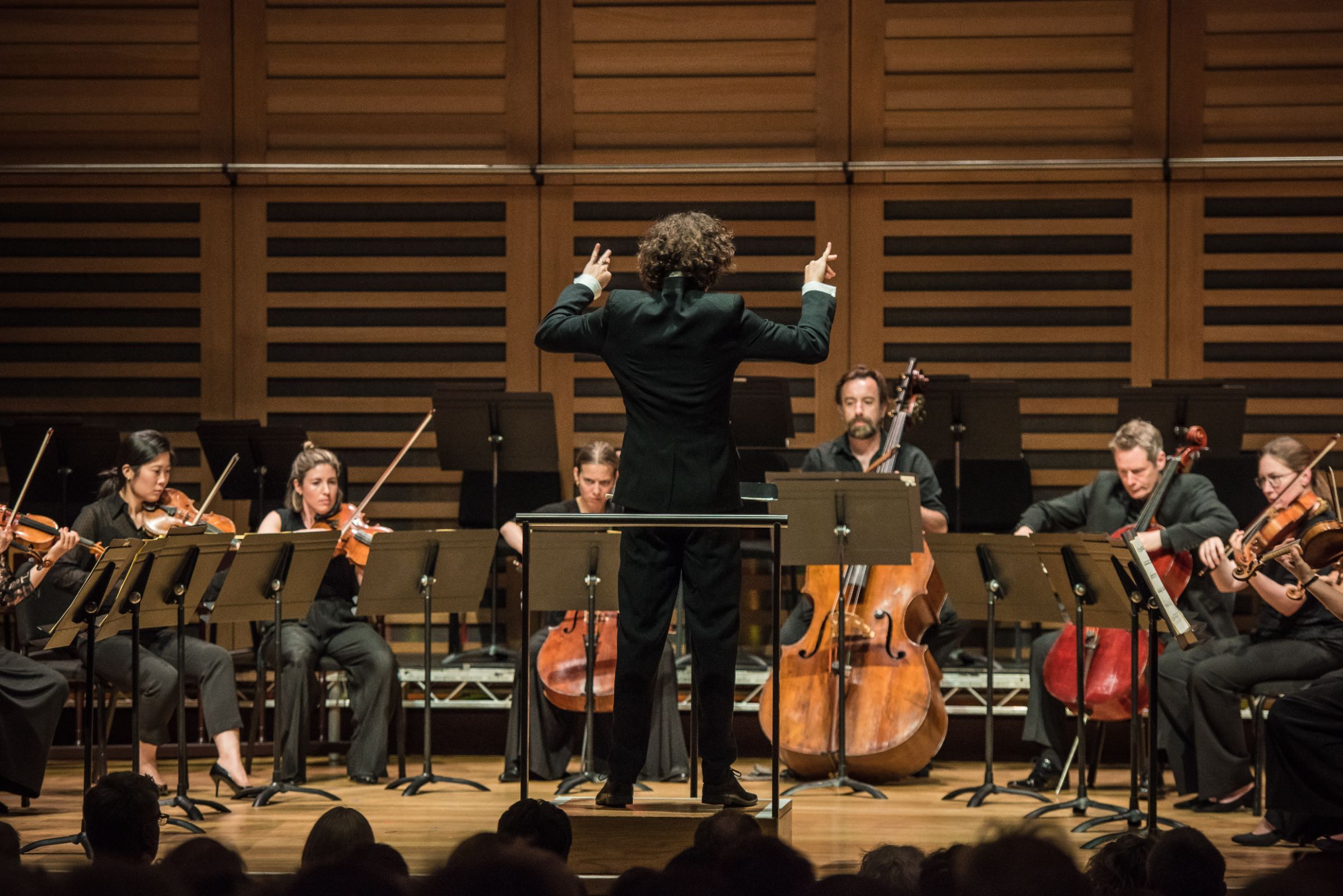 Nicholas Collon conducts Aurora Orchestra &copy; Monika S Jakubowska