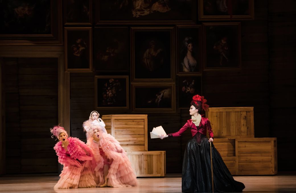 Tulsa Ballet in Andrew McNicol's <i>Cinderella</i> © Kate Luber