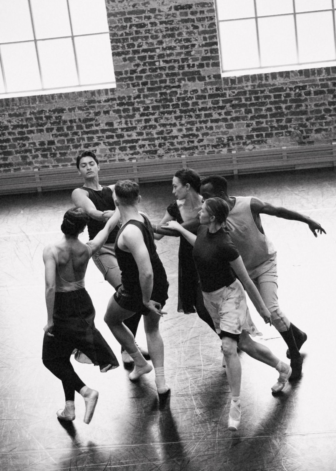 McNicol Ballet Collective rehearsing in the studio © Camilla Greenwell