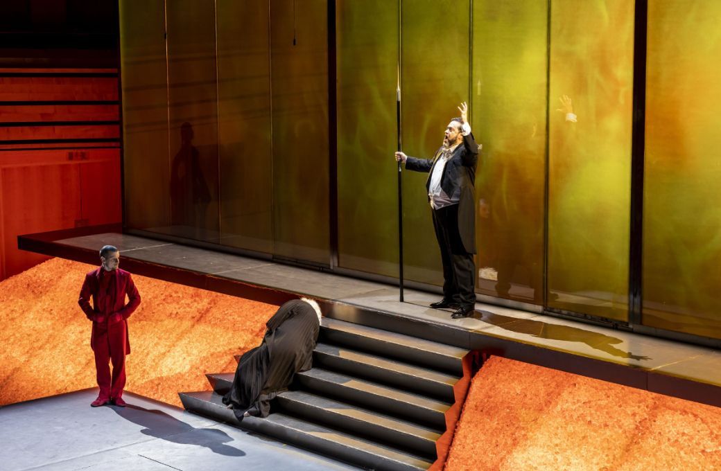Ir&eacute;ne Theorin (Br&uuml;nnhilde) and Aris Argiris (Wotan) &copy; B&aacute;lint Hirling, M&uuml;pa